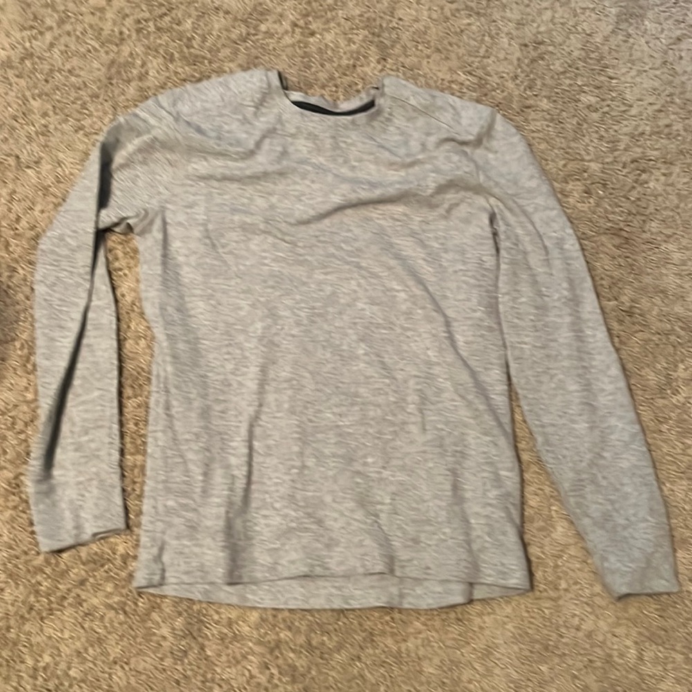 Light gray Banana Republic thermal long sleeve shirt